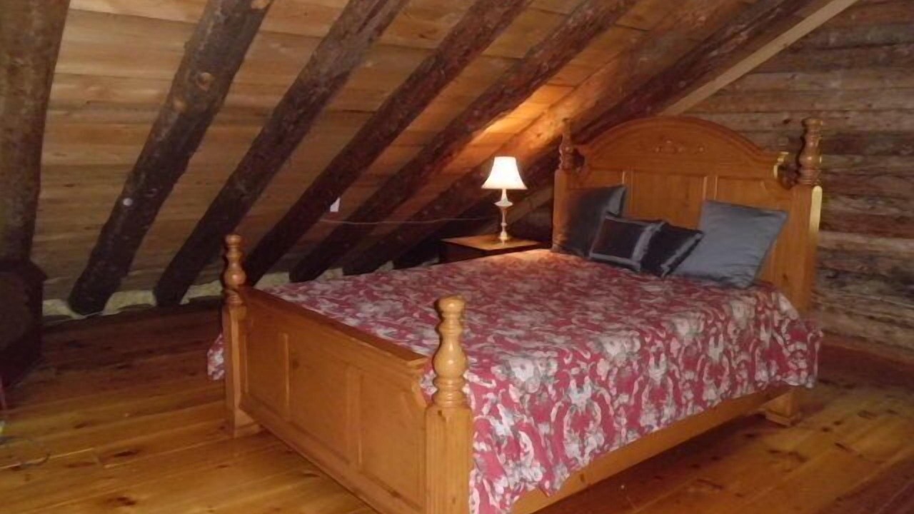 Photo of Bedroom in Monson