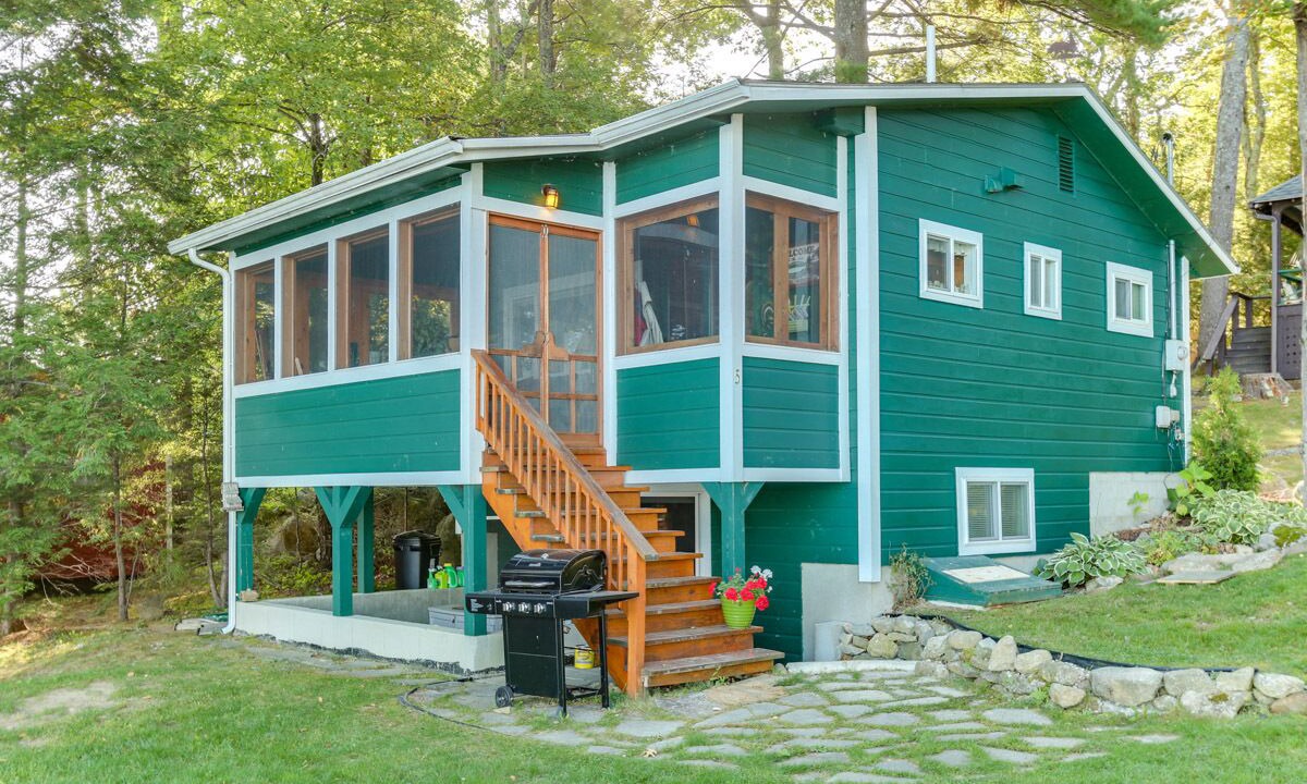 Photo of Outdoor in Laconia