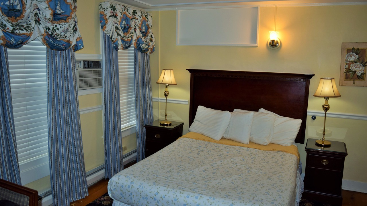 Photo of Bathroom in Top of the Hill