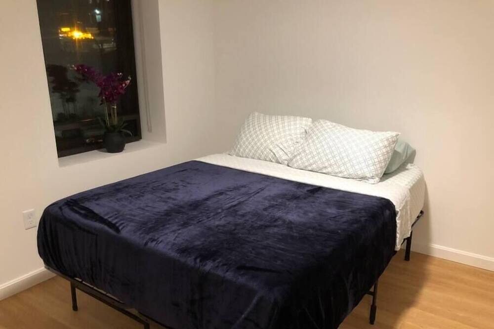 Photo of Bedroom in Mission Hill
