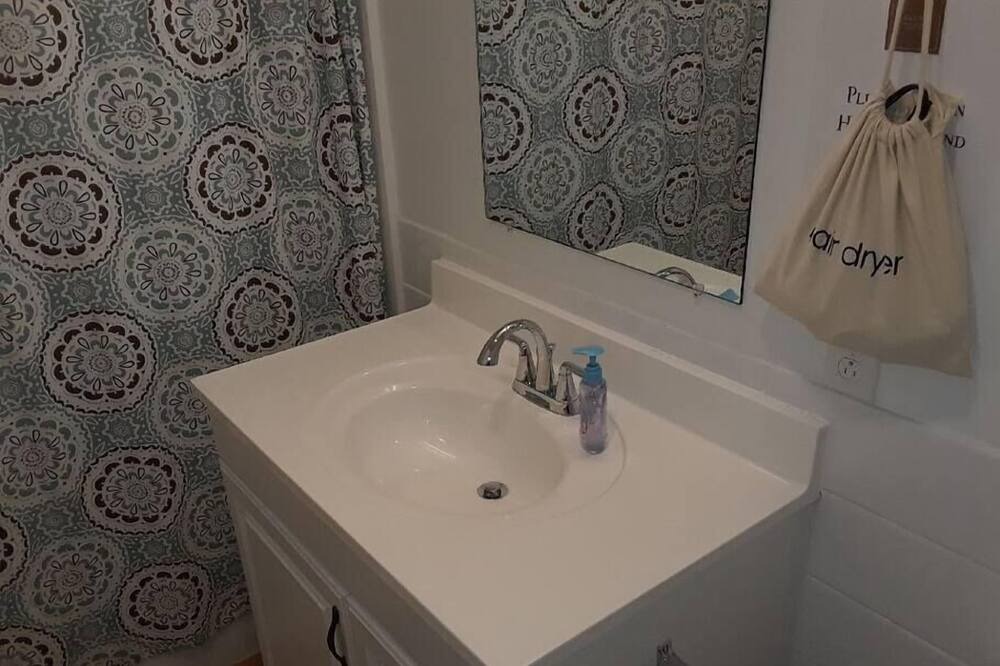 Photo of Bathroom in Mission Hill