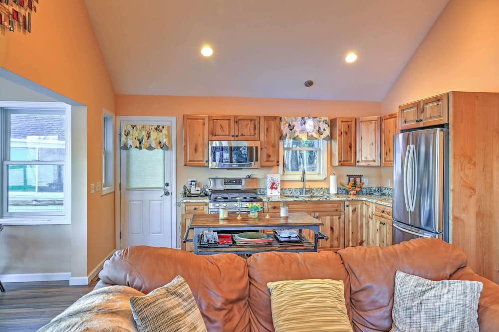 Photo of Livingroom in New Marlborough