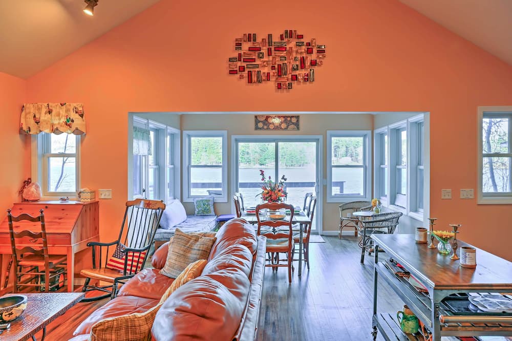 Photo of Livingroom in New Marlborough