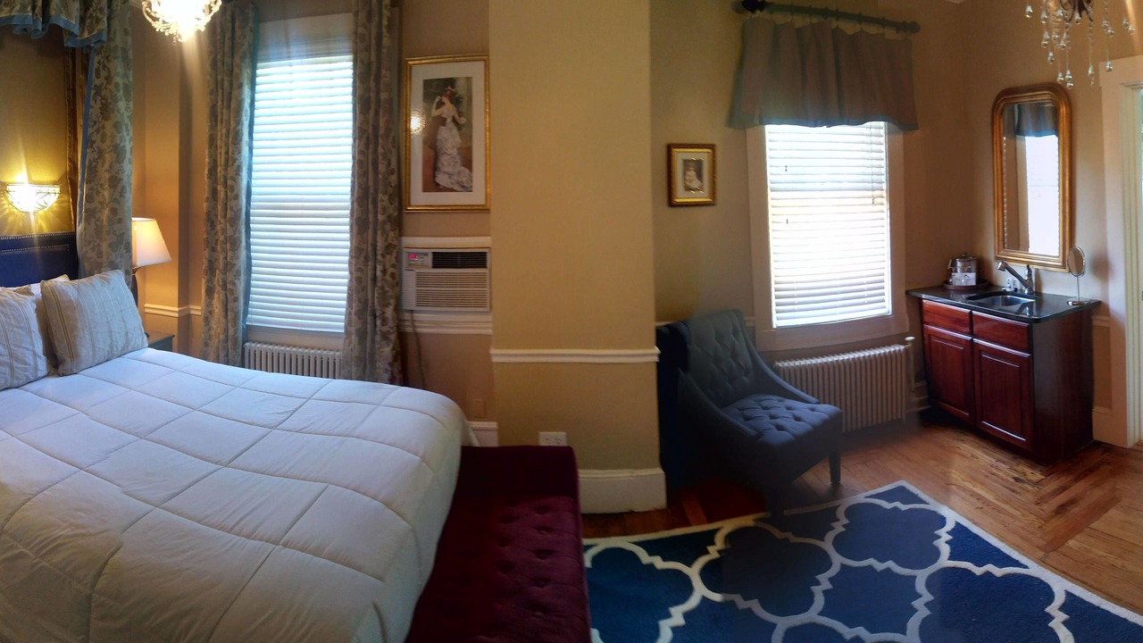 Photo of Bathroom in Top of the Hill