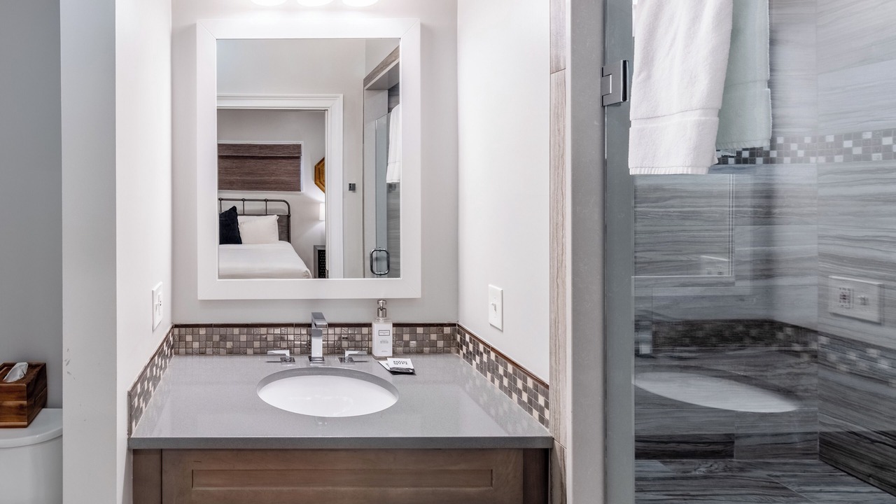 Photo of Bathroom in Fifth Ward