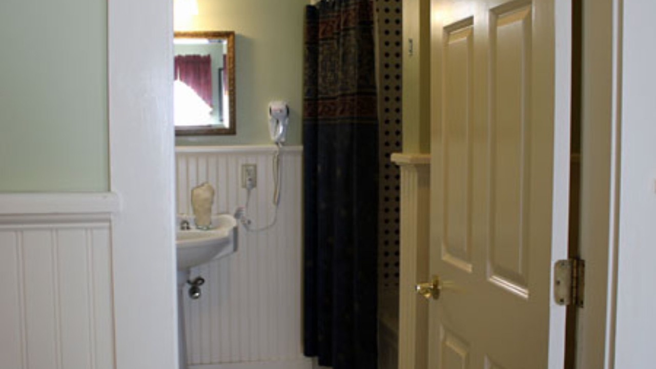 Photo of Bathroom in North Conway
