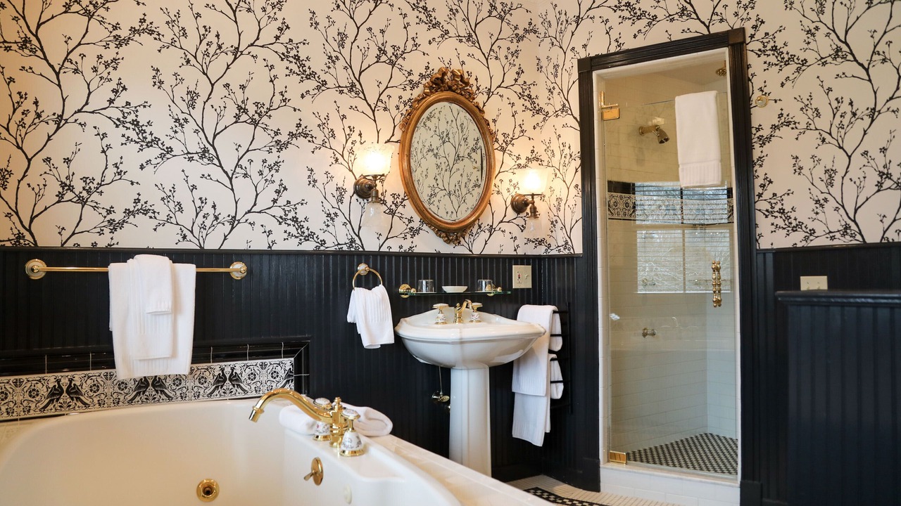 Photo of Bathroom in Cliff Walk