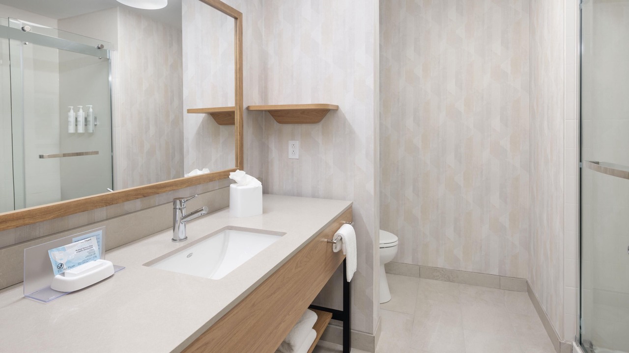 Photo of Bathroom in Lenox