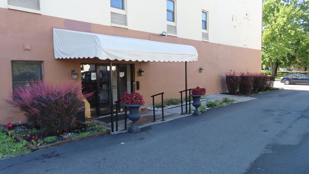Photo of Outdoor in Hudson