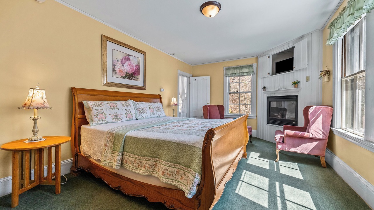 Photo of Bedroom in Jackson