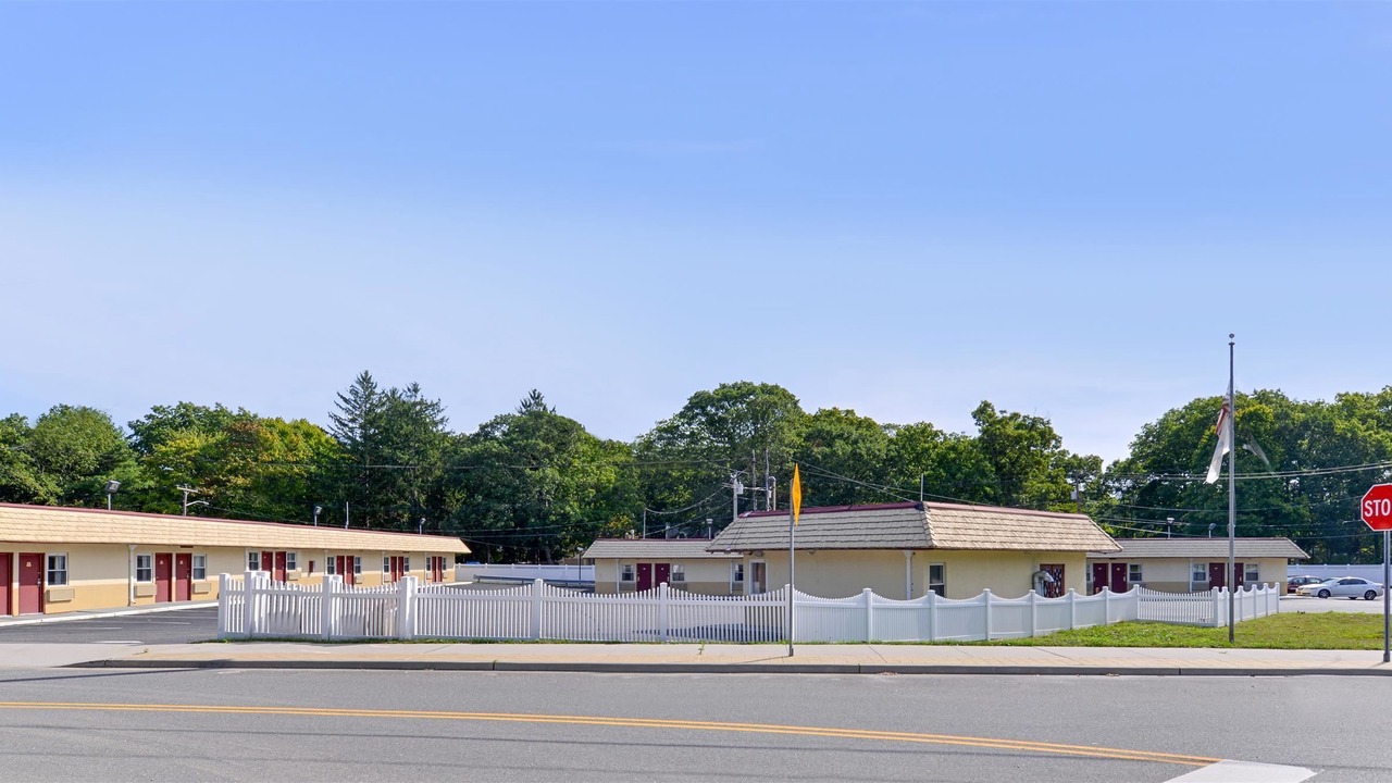 Photo of Outdoor in Port Jefferson Station