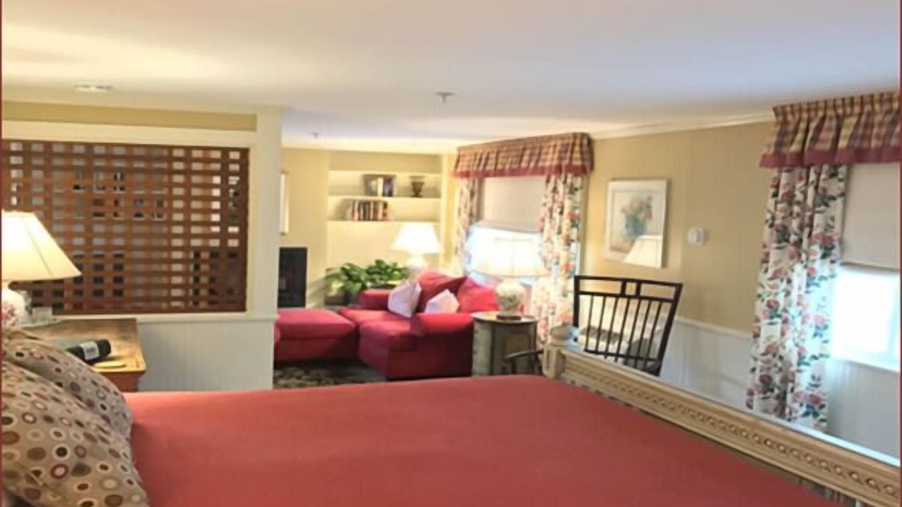 Photo of Outdoor in Top of the Hill