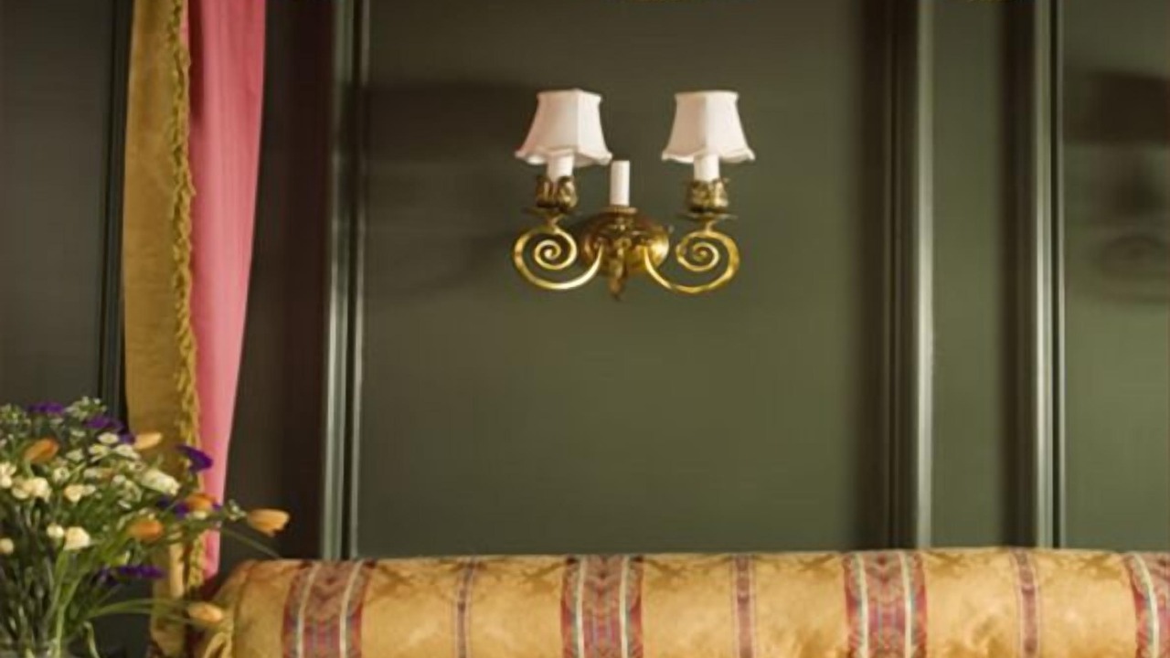 Photo of Bedroom in Top of the Hill