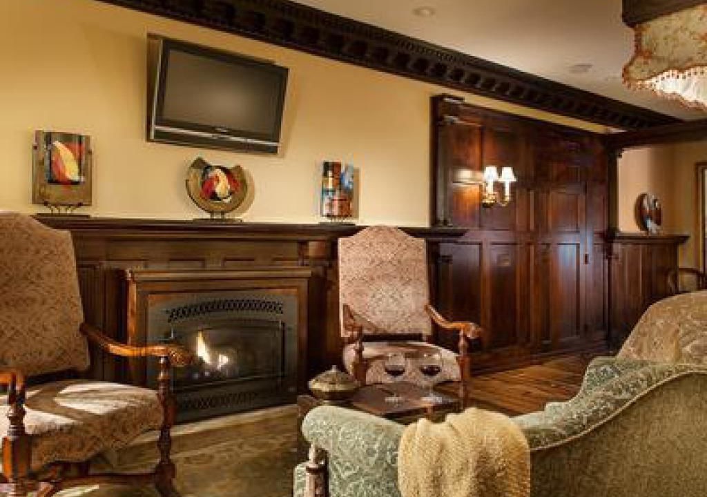 Photo of Bedroom in Top of the Hill