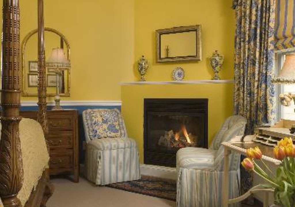 Photo of Bedroom in Top of the Hill