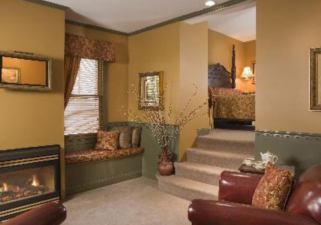 Photo of Bedroom in Top of the Hill