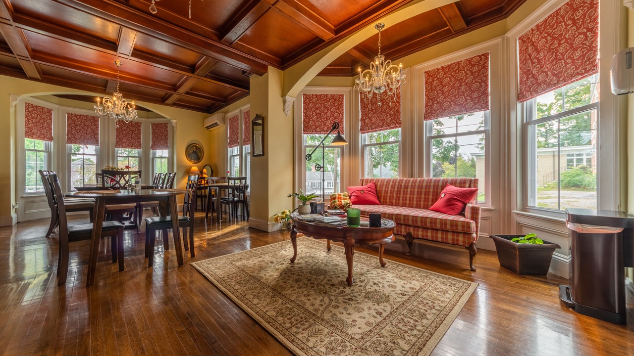 Photo of Livingroom in New Milford