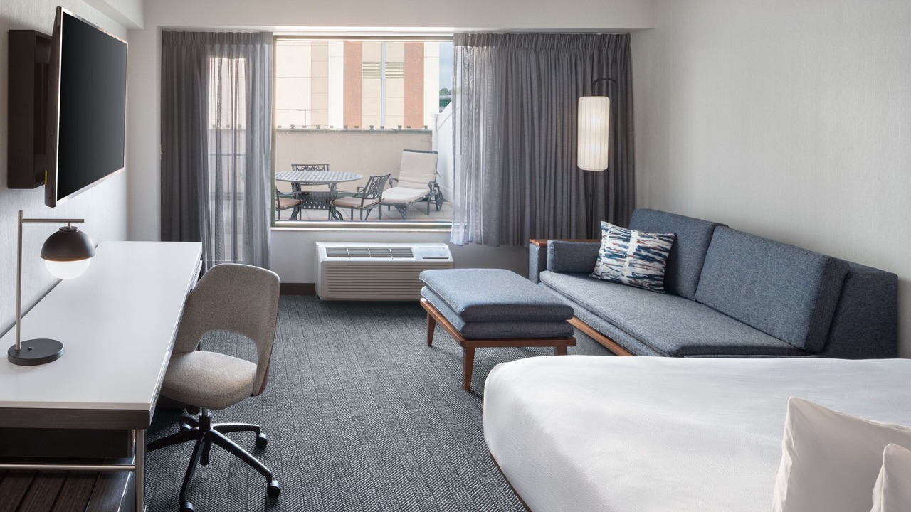 Photo of Livingroom in Downtown
