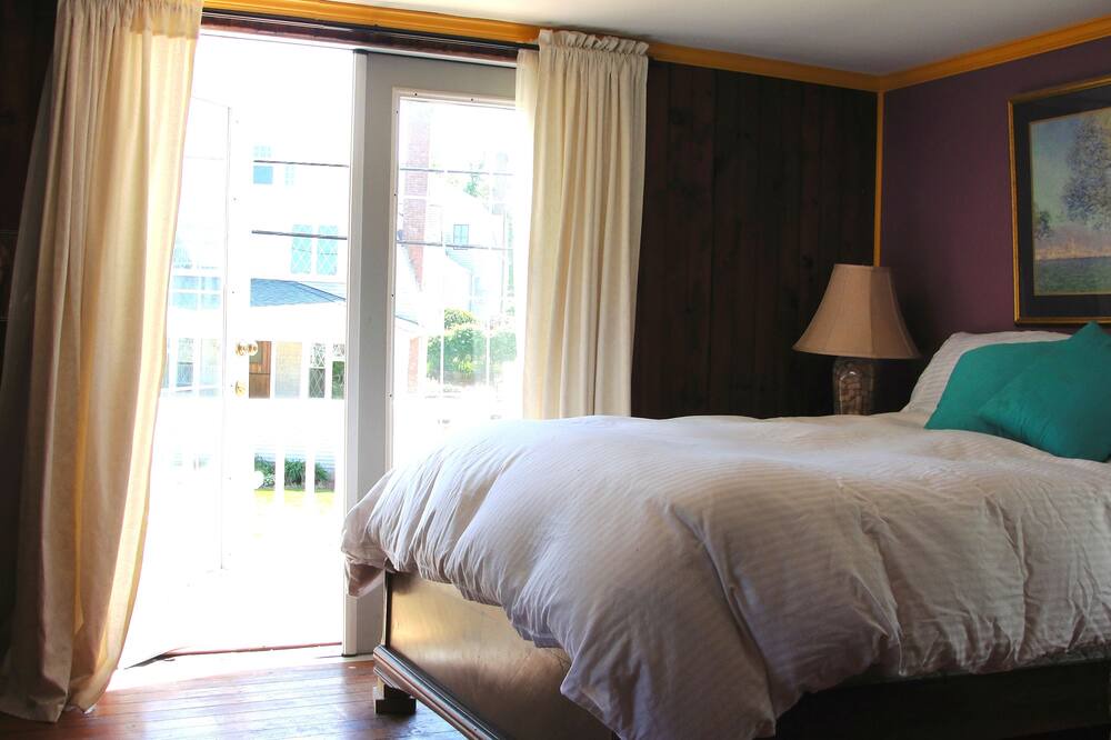 Photo of Bedroom in Niantic