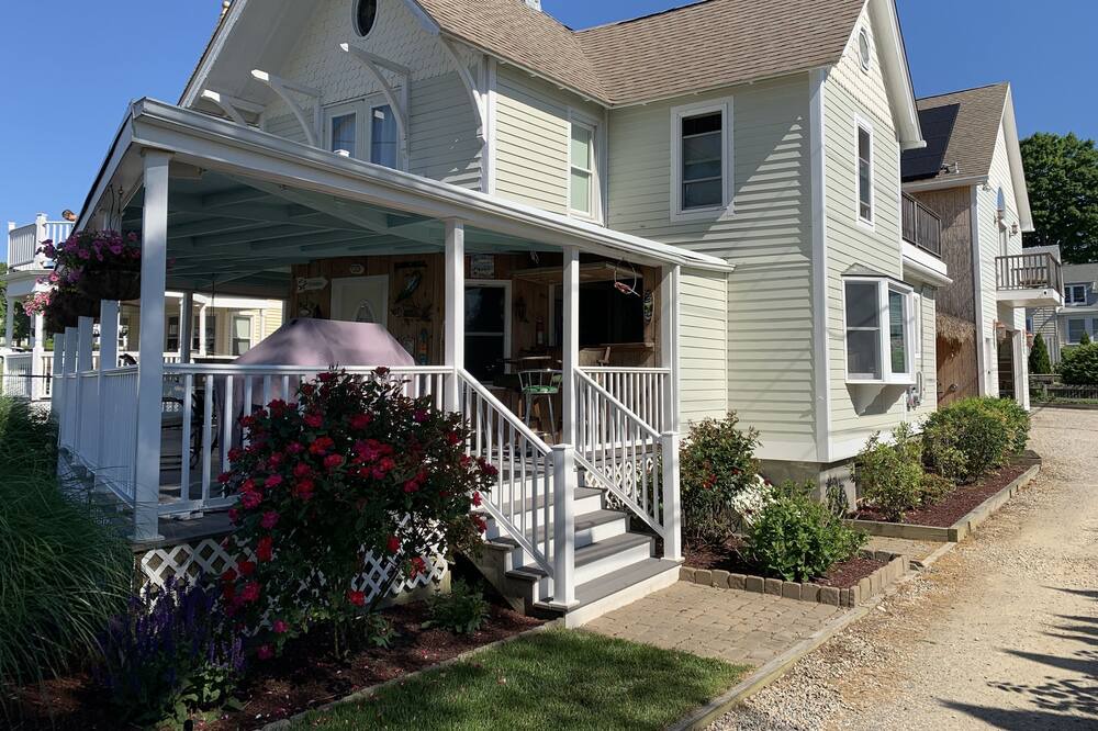 Photo of Outdoor in Niantic