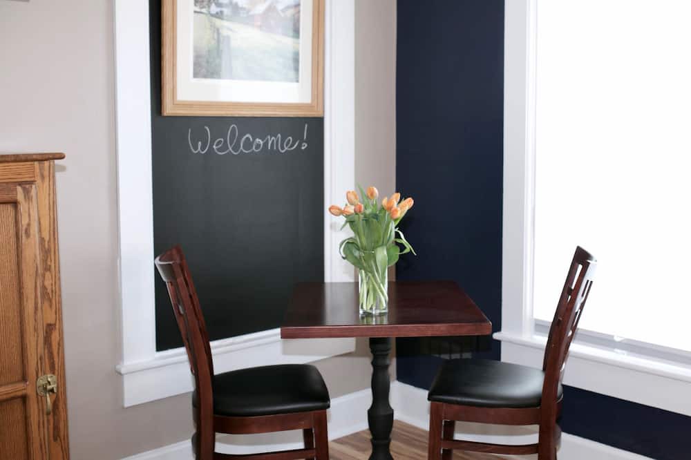 Photo of Livingroom in Brattleboro