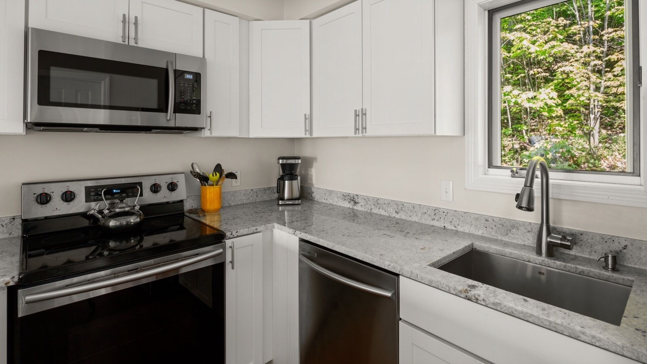 Photo of Kitchen in Warren