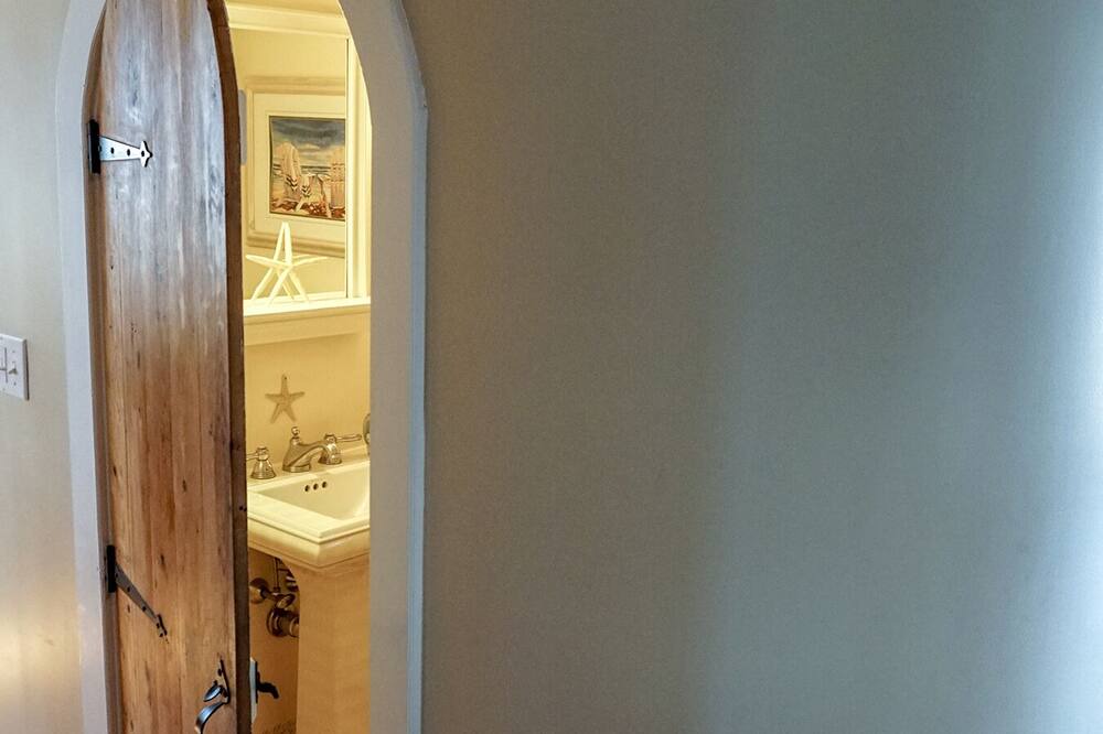 Photo of Bathroom in Green Harbor-Cedar Crest