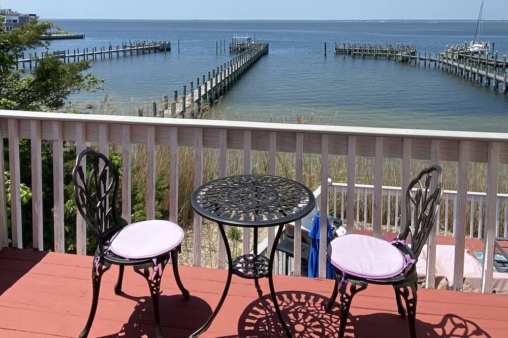 Photo of Patio Balcony in Loveladies