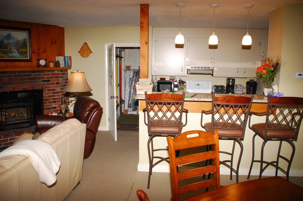 Photo of Livingroom in North Conway