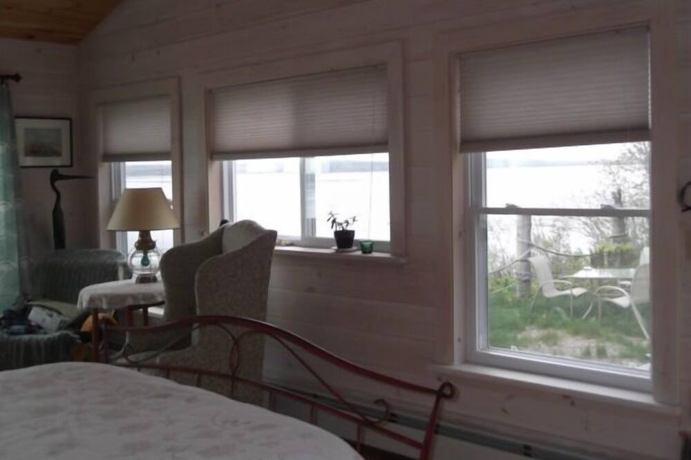 Photo of Bedroom in Trenton