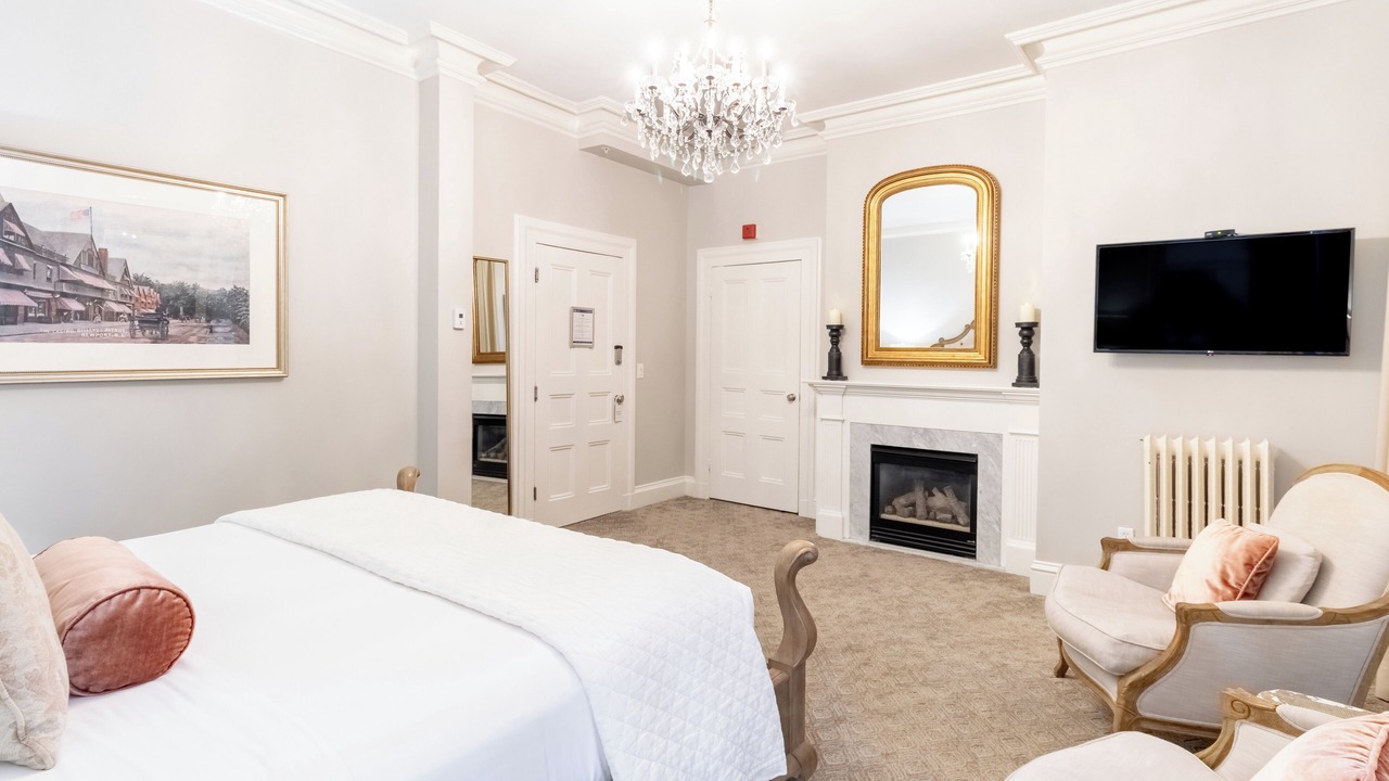 Photo of Bedroom in Historic Hill