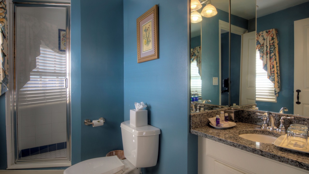 Photo of Bathroom in Yachting Village