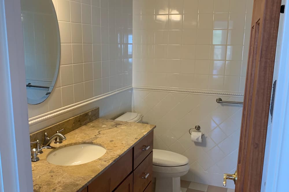 Photo of Bathroom in Humarock