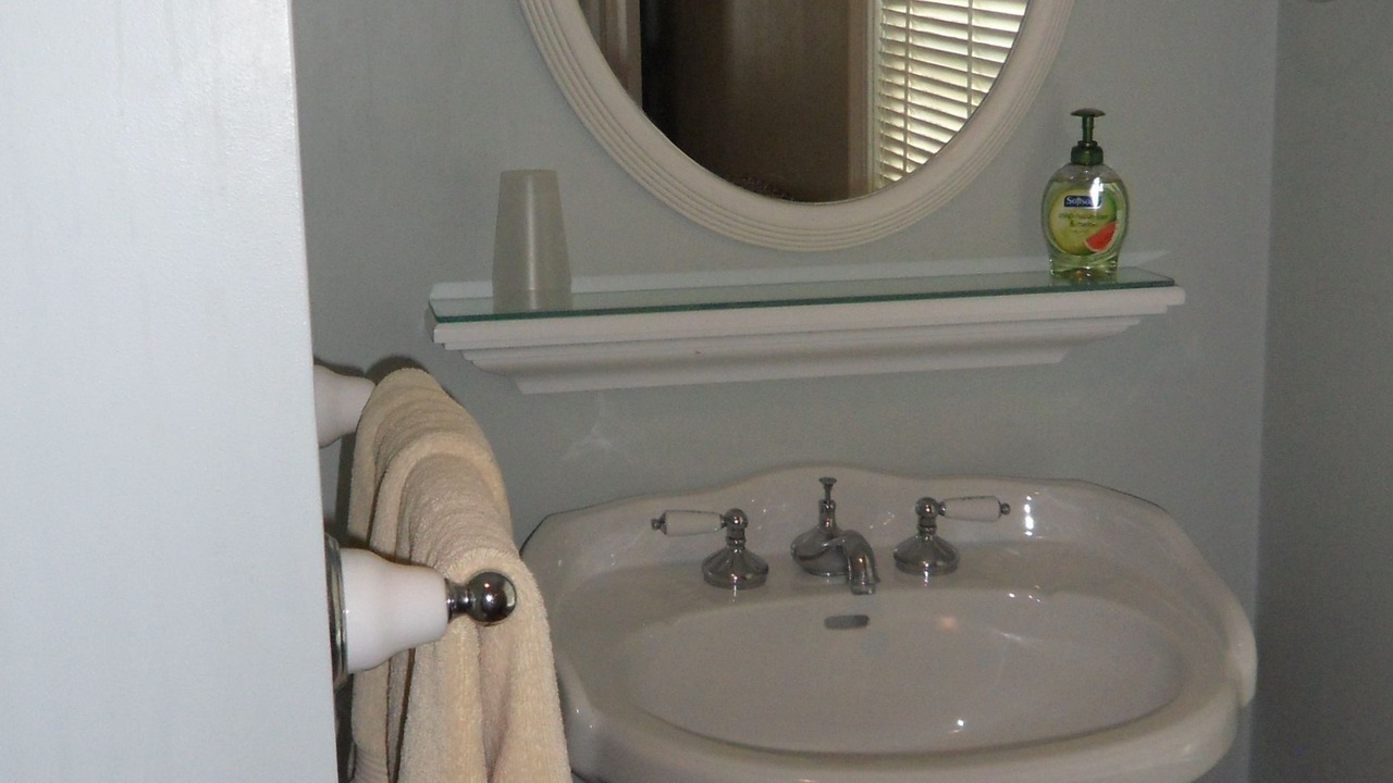 Photo of Bathroom in Off Broadway