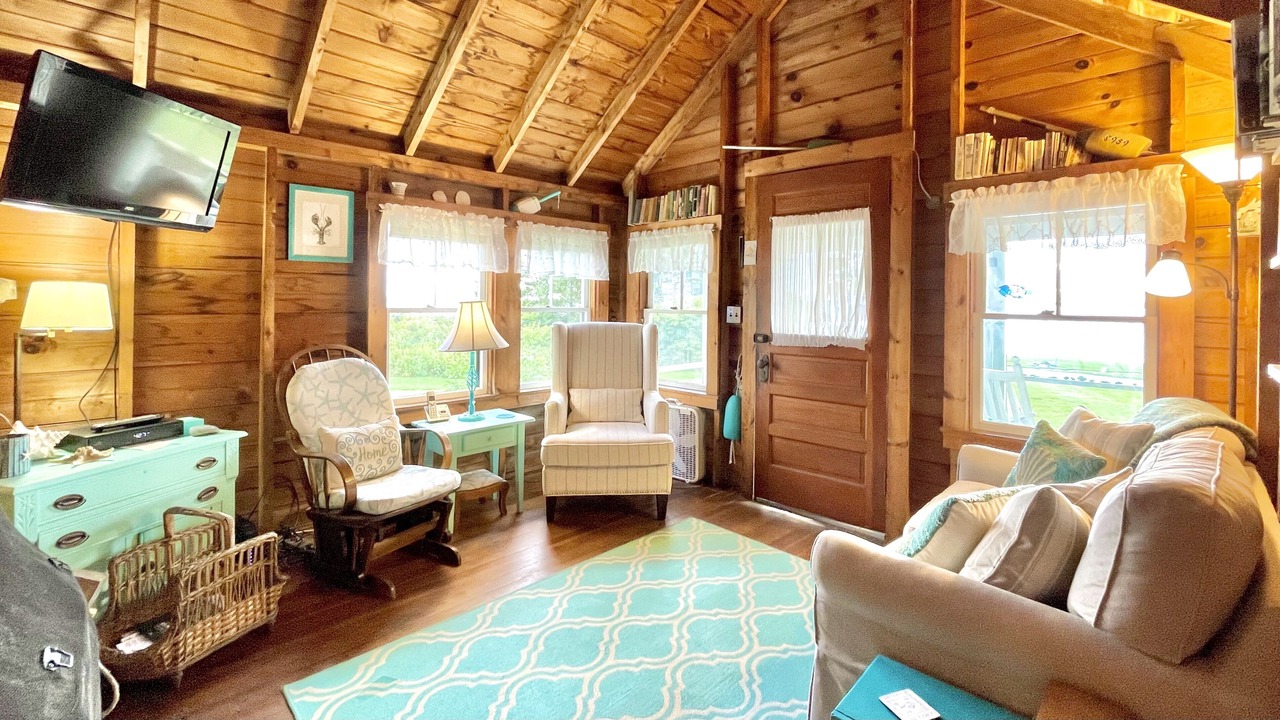 Photo of Livingroom in Ocean Point