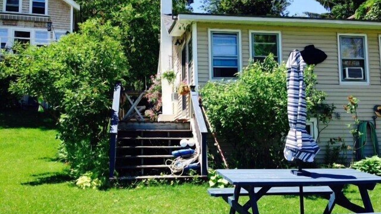 Photo of Outdoor in Malletts Bay