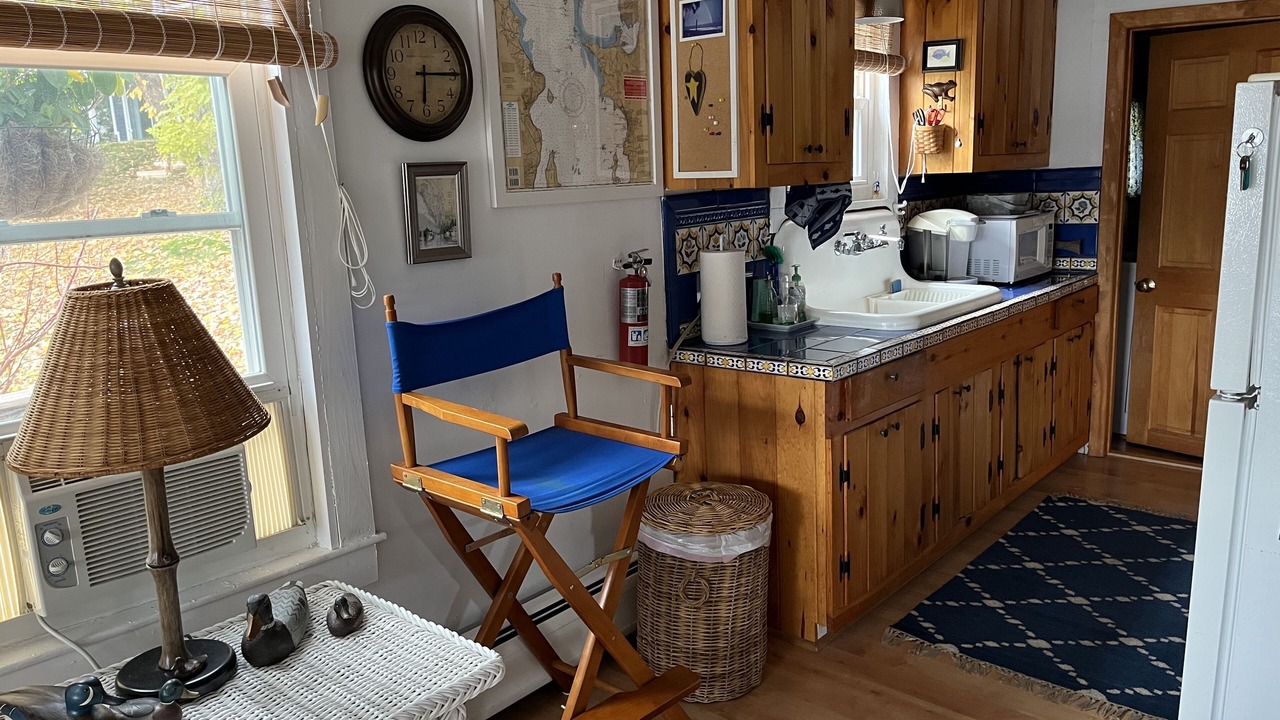Photo of Livingroom in Malletts Bay