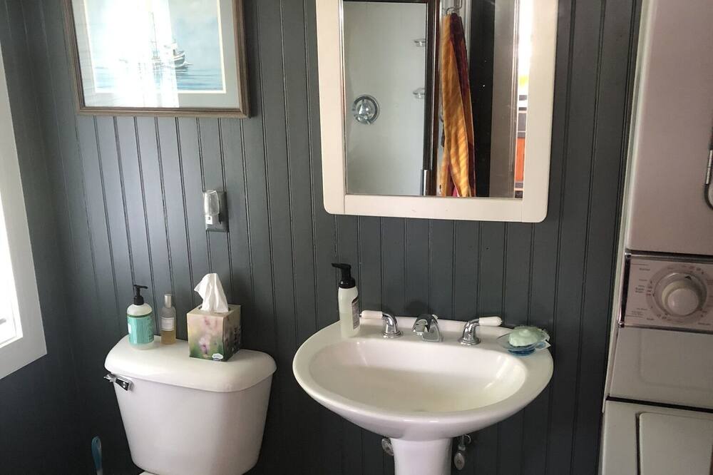 Photo of Bathroom in North Kingstown