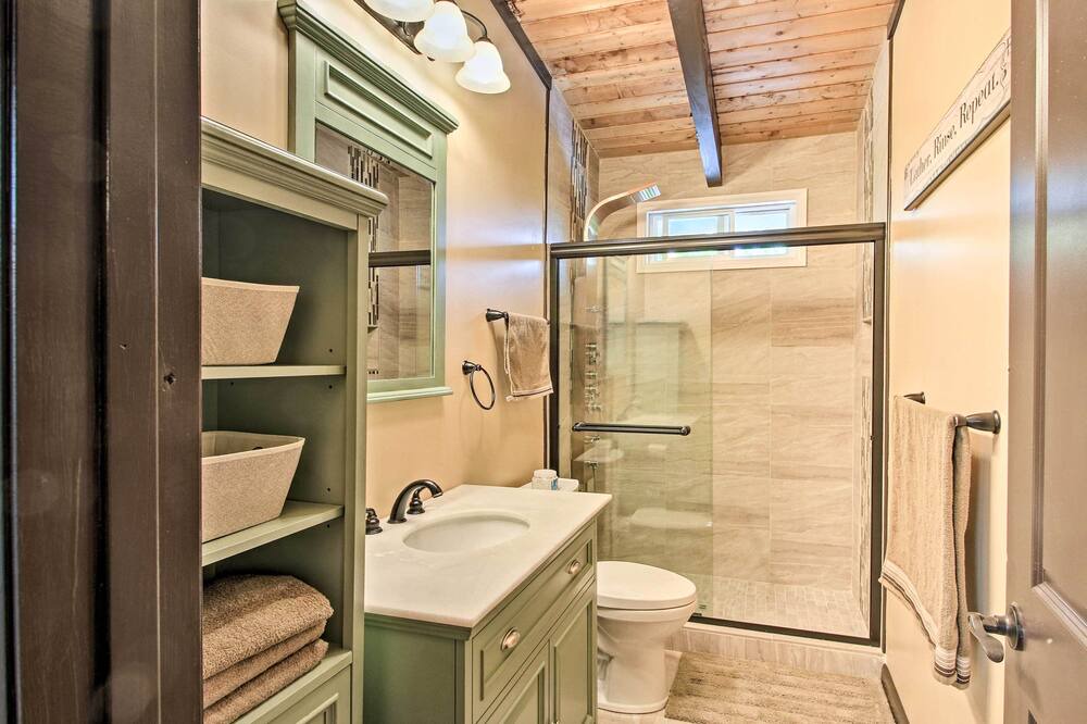 Photo of Bathroom in Eidelweiss Village