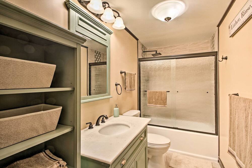 Photo of Bathroom in Eidelweiss Village