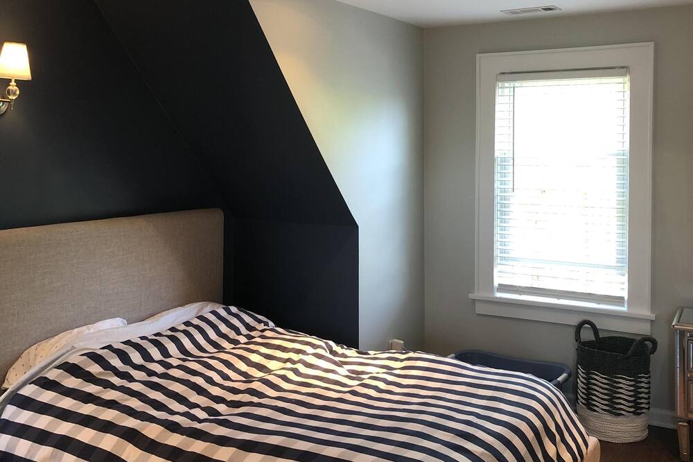Photo of Bedroom in Westport