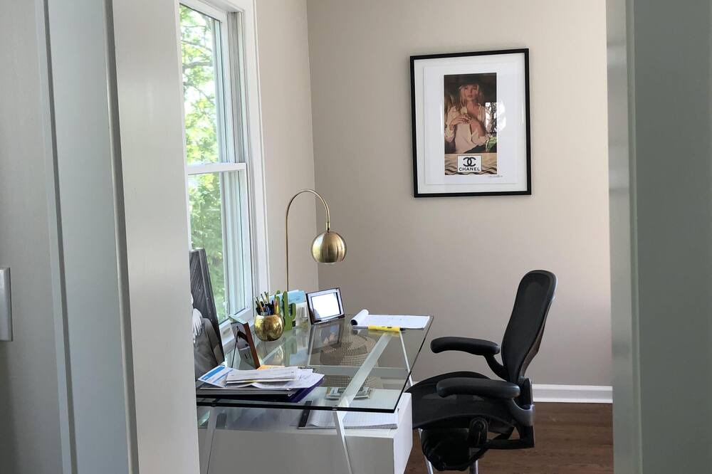 Photo of Bedroom in Westport