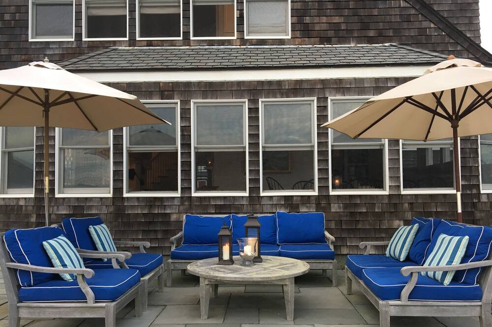 Photo of Patio Balcony in Easton's Point