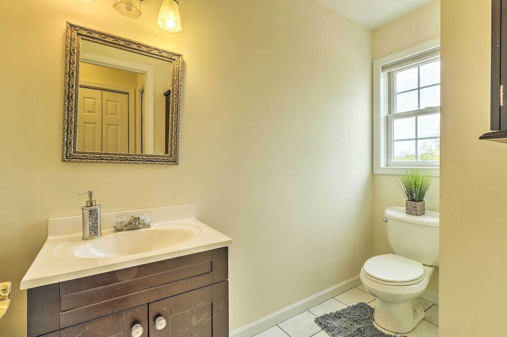 Photo of Bathroom in Goshen