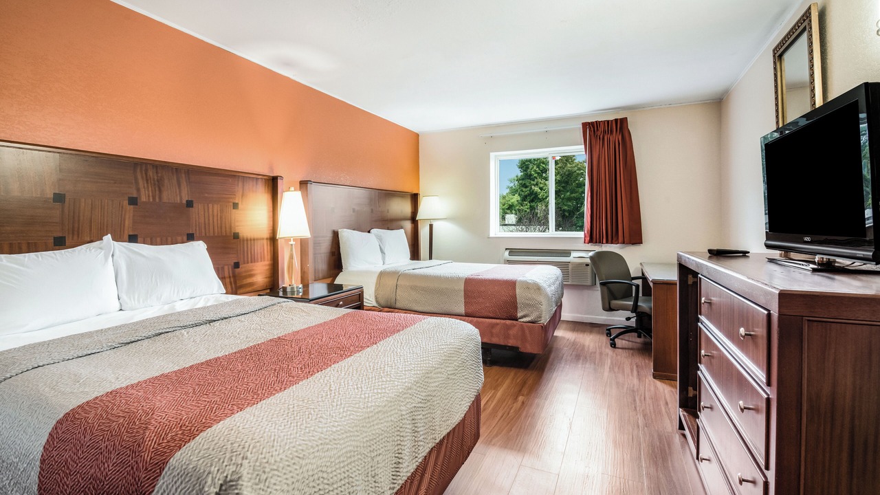 Photo of Bedroom in Neptune City