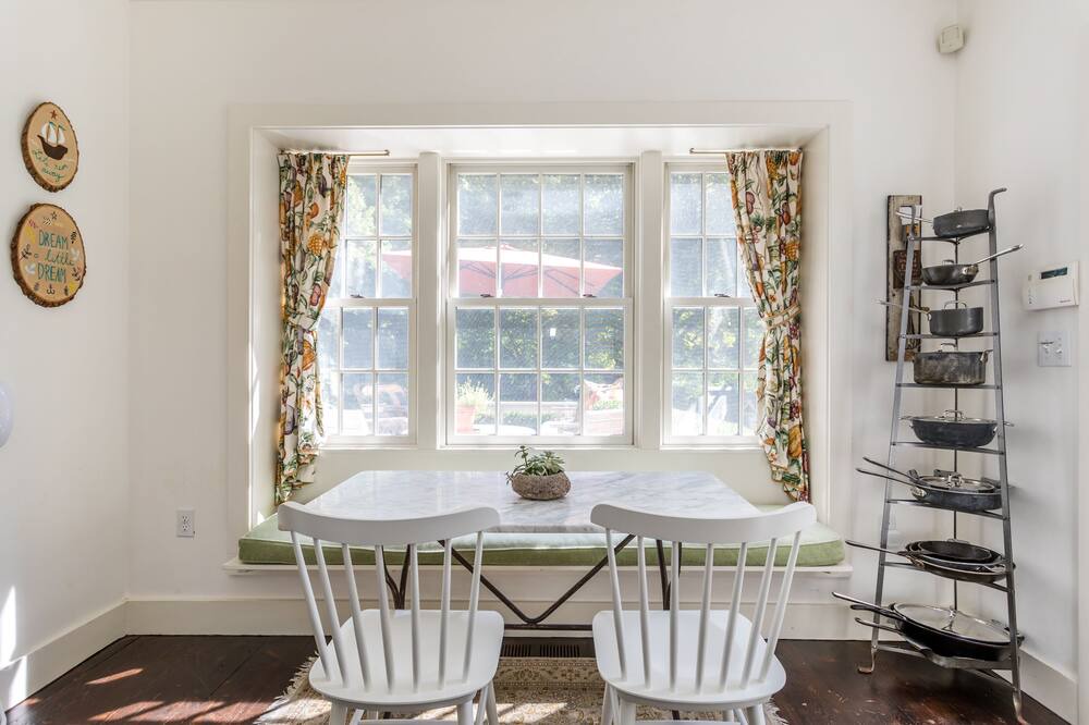 Photo of Bedroom in Lakeside
