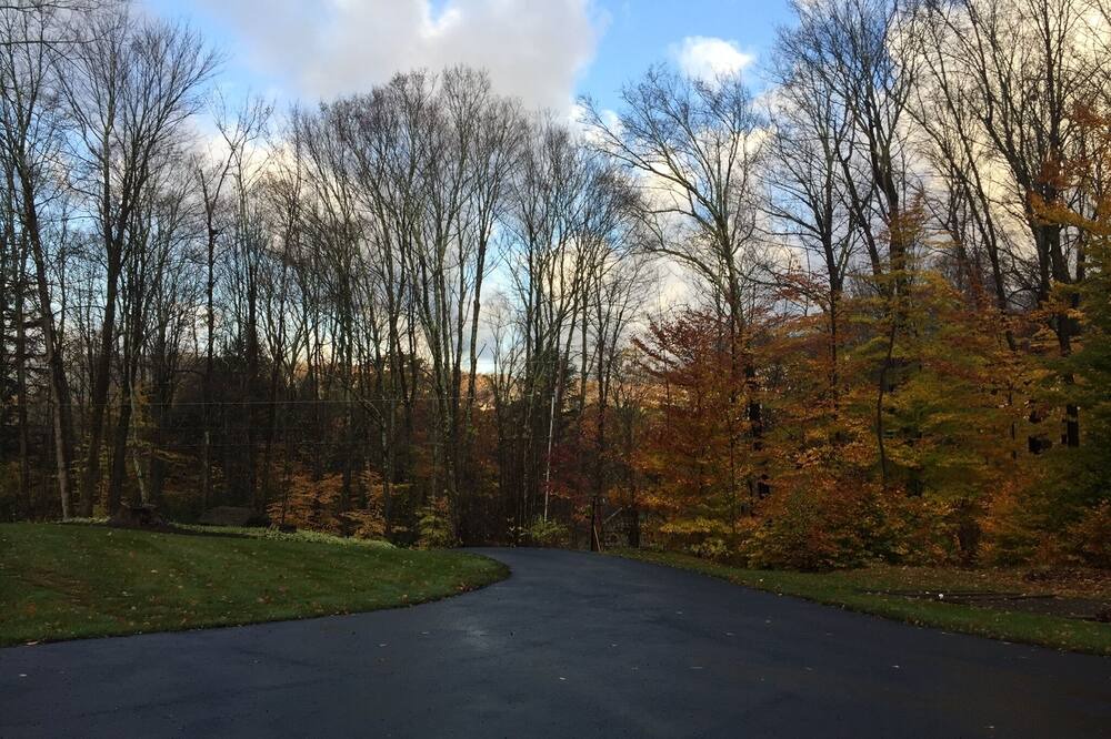 Photo of Outdoor in Manchester Center