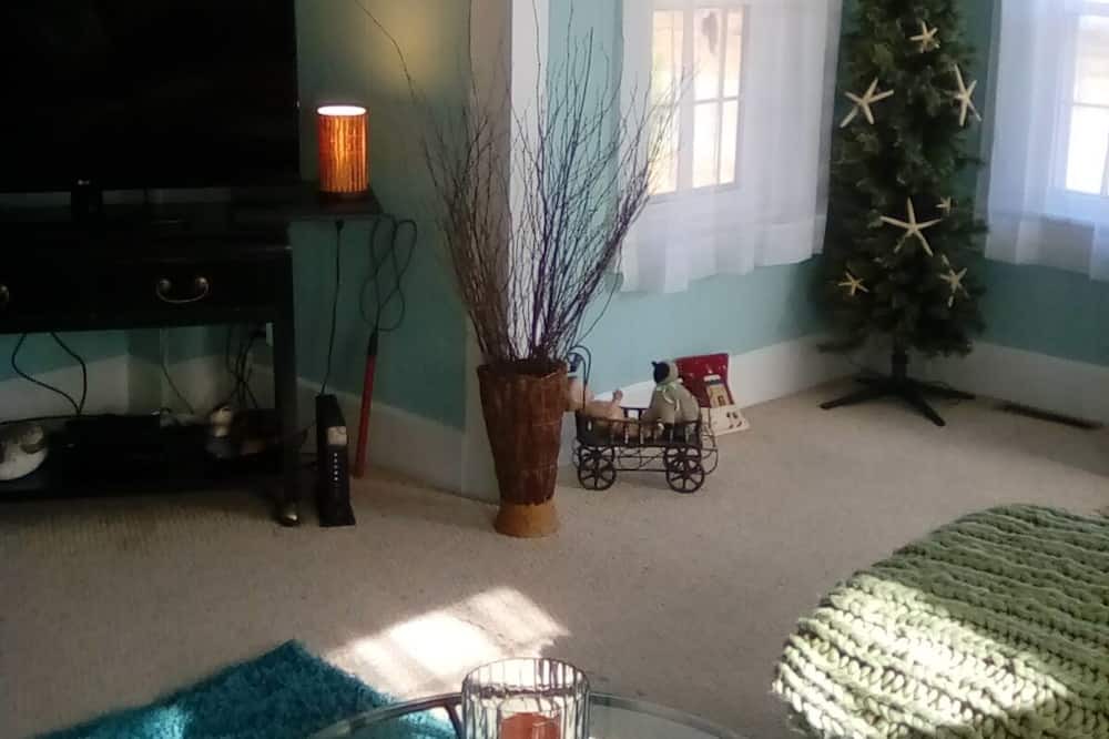 Photo of Bedroom in Hyannis