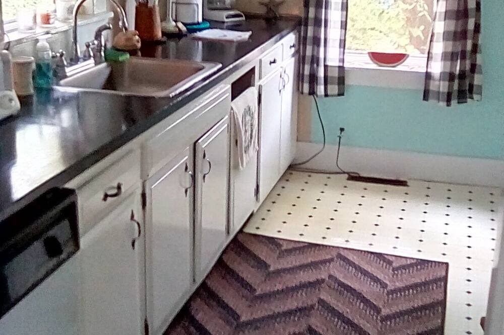 Photo of Kitchen in Hyannis