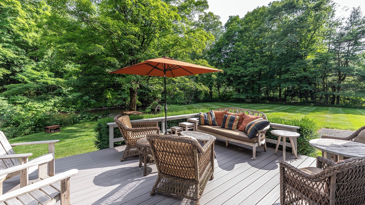 Photo of Outdoor in Lakeside